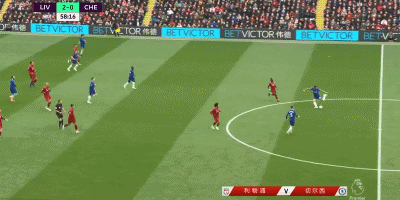 38岁梅西依旧掌控比赛，用瞬间决定胜负，展现非凡实力。